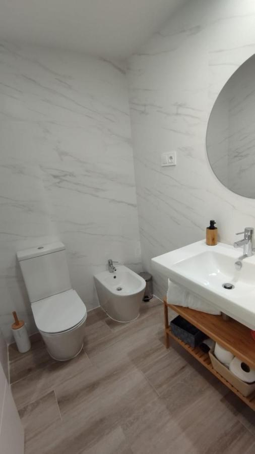 Habitacion Con Bano Privado Bilbao Esterno foto
