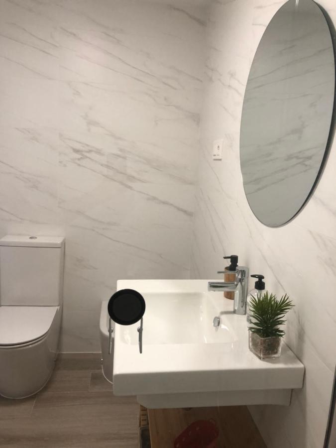 Habitacion Con Bano Privado Bilbao Esterno foto